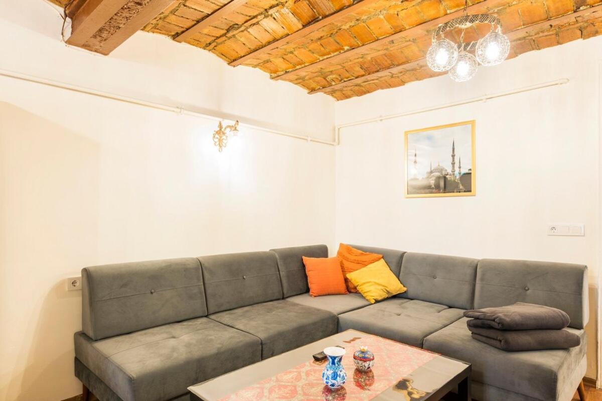 Beautiful 1 Bedroom Apt Wac 400 Meters Taksim Square Innv34004 * Istambul